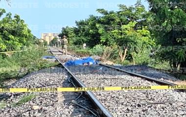 Un hombre perdió la vida tras ser arrollado por el tren en las vías de Mazatlán.