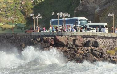 Las playas de Mazatlán han registrado en los últimos días un oleaje intenso.
