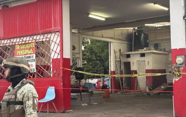 El hecho se reportó en el cruce del bulevar Benjamín Hill y la calle Grecia, donde vecinos alertaron sobre detonaciones.