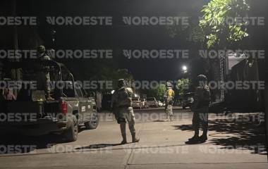 Elementos del Ejército Mexicano resguardaron la zona donde ocurrió el ataque armado en la Colonia El Mirador, al norte de Culiacán.