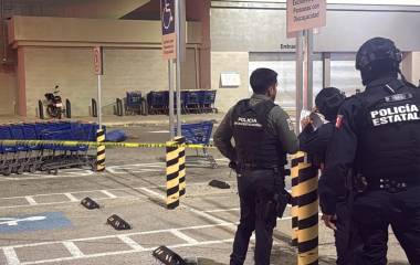 El ataque fue reportado en un centro comercial situado sobre el bulevar Lola Beltrán.