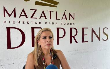 La regidora de Mazatlán, My-Lai Quintero Beltrán, exigió transparencia sobre el retorno de Rubén Rocha Moya a la Gubernatura.