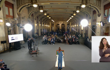 La Presidenta Claudia Sheinbaum Pardo en la conferencia matutina en Palacio Nacional.