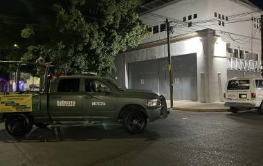 Militares desplegaron un operativo tras un ataque armado en una funeraria del Centro de Culiacán, que derivó en una persecución.