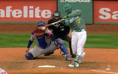Connor Wong coronó la remontada con un doblete para los Medias Rojas.