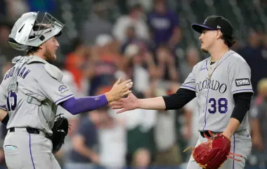 Víctor Vodnik logra su segundo salvamento.