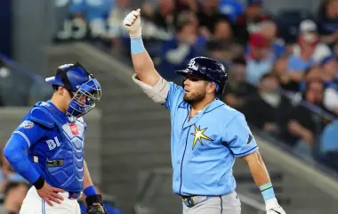Jonathan Aranda tuvo un lunes bastante productivo para los Rays.