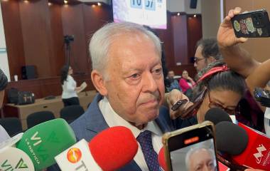 El Diputado local por el Partido Sinaloense Víctor Antonio Corrales Burgueño habla de la detención de su hijo.