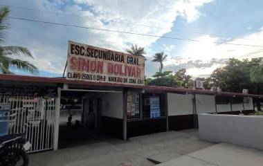 La Secundaria Simón Bolívar, en Navolato, celebra sus 50 años de historia.