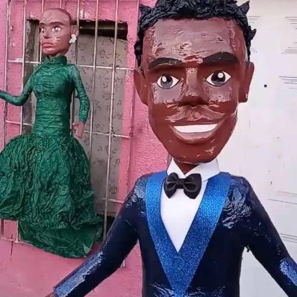 Jada Pinkett Smith y Chris Rock son recreados en piñatas.