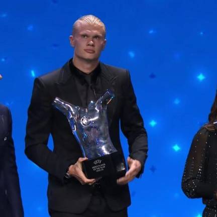 Erling Haaland hace valer el pronóstico se lleva el premio.