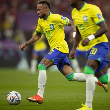 Neymar y Danilo, fuera del partido de Brasil contra Suiza