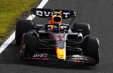 Sergio ‘Checo’ Pérez recibirá sanción por cambiar el motor de combustión interna de su monoplaza.