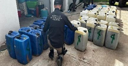 Aseguran en Culiacán precursores químicos y armas en una vivienda