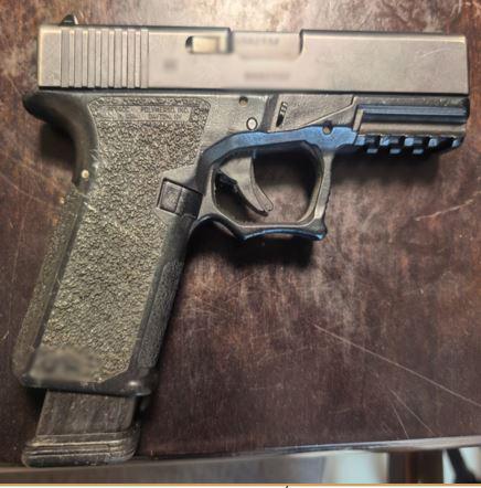 $!Operativo militar en Colinas del Rey deja tres detenidos y arsenal asegurado