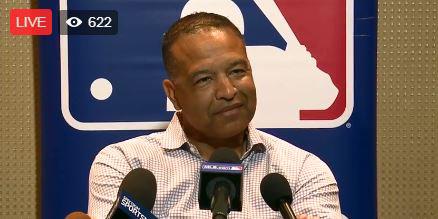 $!Dave Roberts da la cara tras la eliminación de los Dodgers y respalda a Shohei Ohtani