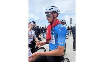 Isaac del Toro demostró potencia en los ascensos, pero las bonificaciones tácticas de Pellizzari le costaron el liderato.