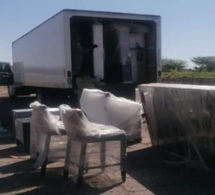 Ejército asegura 4 toneladas y media de mariguana en camión con muebles que salió de Mazatlán