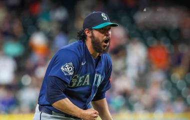 Andrés Muñoz sella triunfo de Seattle y Marineros amplían dominio sobre Astros.