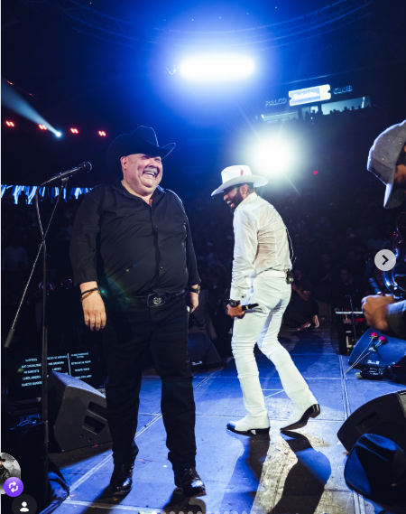 $!Pancho Barraza y El Coyote compartieron escenario en el Palenque de la Feria Nacional de Tijuana.
