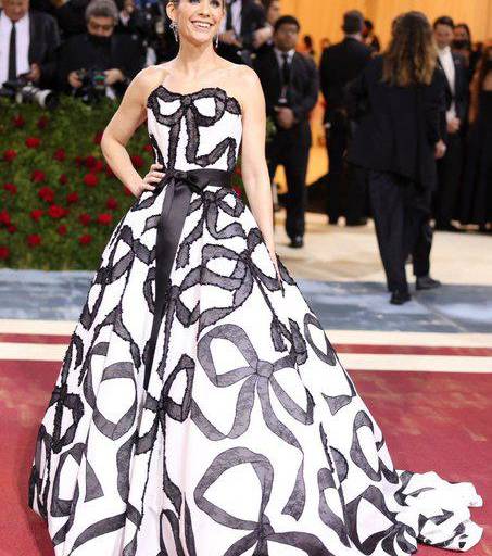 Vive la Gala del Met 2022 una noche de extremo glamour