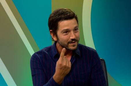 Esperaba que el país colapsara por asesinato de Javier Valdez, pero no: Diego Luna