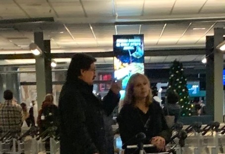 Napoleón Gómez Urrutia aún cuenta con pasaporte canadiense, según medio de aquel País