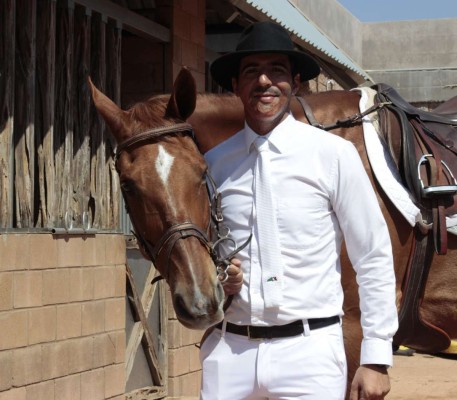 Anuar Valderrama Orduño le dio, históricamente, la primera moña a Culiacán.