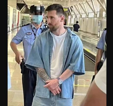 Lionel Messi se tardó más tiempo en el aeropuerto de lo esperado.