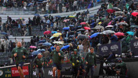 $!La lluvia suspende la semifinal entre Sinner y Medvedev hasta el sábado
