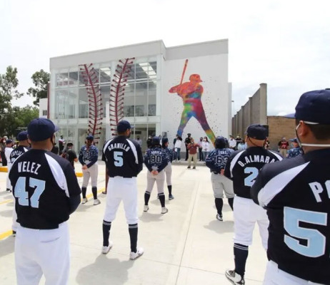 Inauguran en Edomex primera escuela de beisbol impulsada por AMLO, con un costo de $70 millones