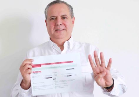 Gerardo Vargas Landeros se registra como precandidato a la Alcaldía de Culiacán.