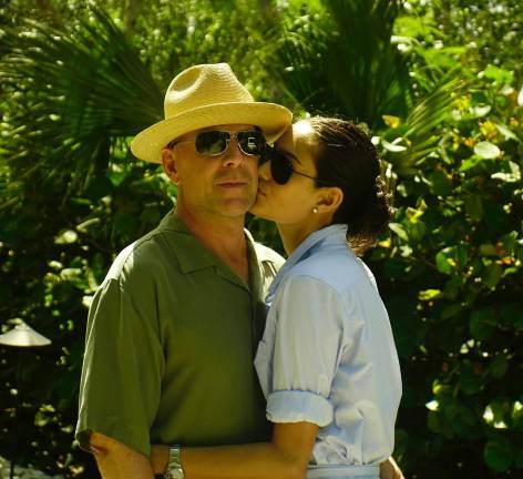 Bruce Willis con su esposa Emma Heming.