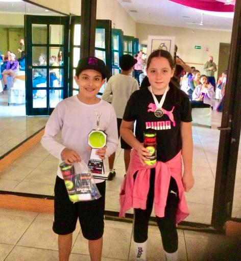 Viven tenistas una fiesta en canchas del Club Britania