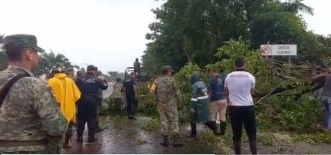 $!Sube a tres los muertos en Nayarit por el paso del huracán Roslyn; además de cuantiosos daños