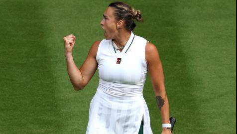Aryna Sabalenka necesitó par de sets para ganar en su debut.