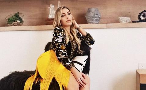 Frida Sofía felicita a su papá, Pablo Moctezuma por motivo del Día del Padre.