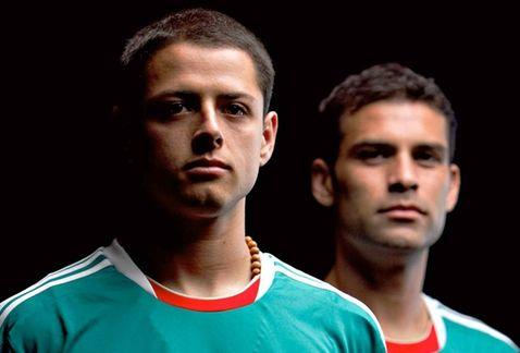 Chicharito y Rafa Márquez buscan convertirse en los máximos goleadores del Tri en los mundiales