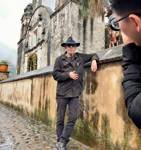 Tim Burton comparte fotos de su viaje a México: ‘Muchas gracias’