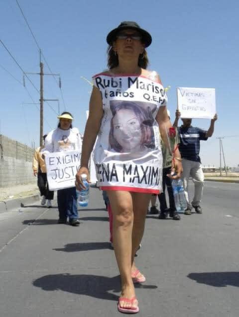 $!Marisela Escobedo protestando para pedir justicia para su hija Rubí, quien fue asesinada.