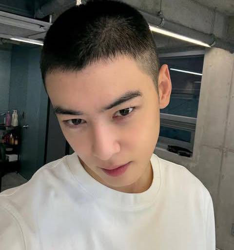 Cha Eun-Woo, actor y cantante de Astro, inició su servicio militar
