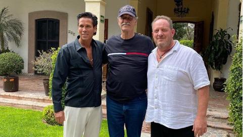 Roberto Palazuelos y Vicente Fox venderán productos con cannabis