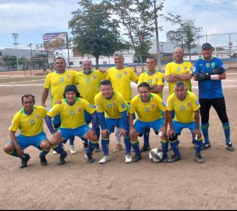 Oldies Yakama se quedó con 33 puntos, uno por debajo del líder Frutería Bernal.