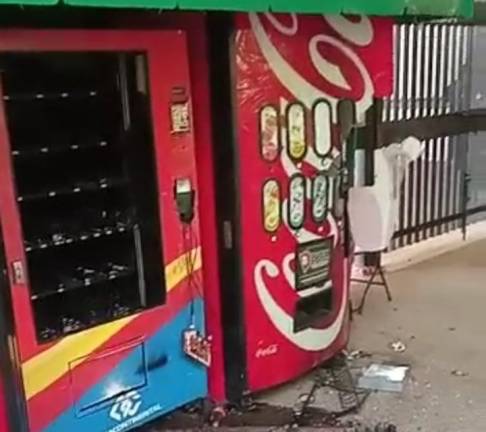 Dañan y roban máquinas expendedoras del Zoológico de Culiacán