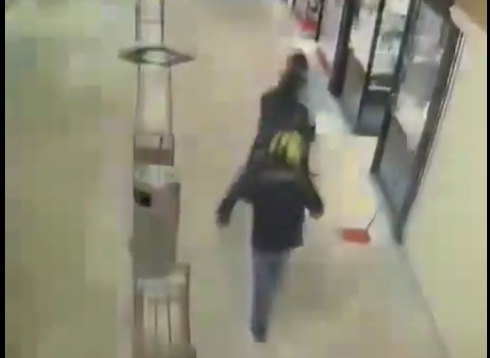 Dos hombres asaltan una joyería y se roban cerca de 1 millón de pesos en mercancía, en Culiacán