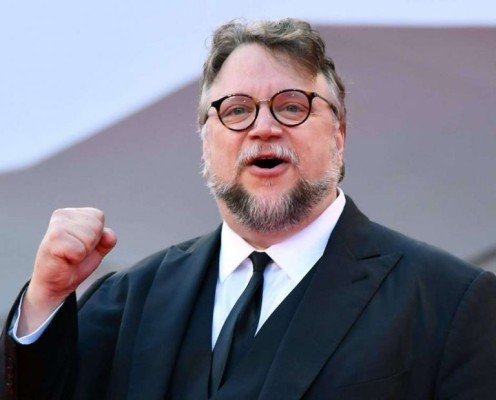 ‘Felicidades, campeón’, le dice Guillermo del Toro a joven mexicano campeón de matemáticas