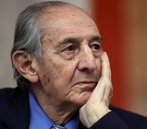 Muere el escritor Eduardo Lizalde a los 93 años