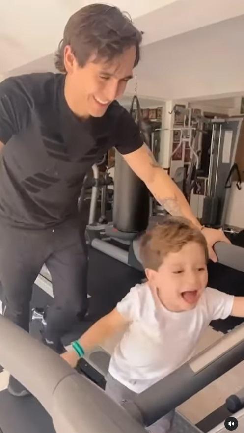 $!Julián Figueroa con su hijo José Julián.