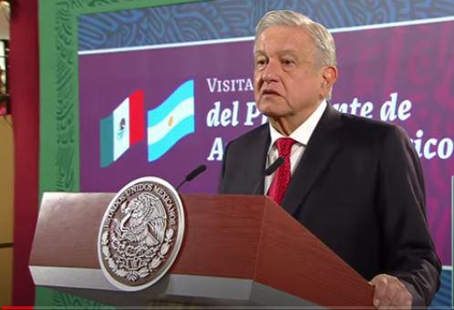 AMLO pide a gobernadores pacto para frenar el dinero ilegal en campañas y el fraude electoral