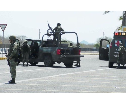 Enfrentamiento en la zona de Elota obliga al cierre de la autopista